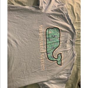 Vineyard vines T-shirt. Worn 1 time